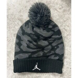 Jordan Youth Kids Beanie Hat Pom Pom Camo Logo Winter Warm